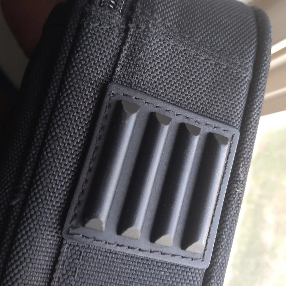 Dell Black Laptop Bag all intact 16.5 × 13.5 × 3 Elastic Inside for strapping